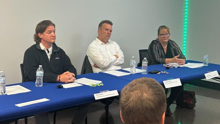 Wages, costs take center stage of candidate forum on child care